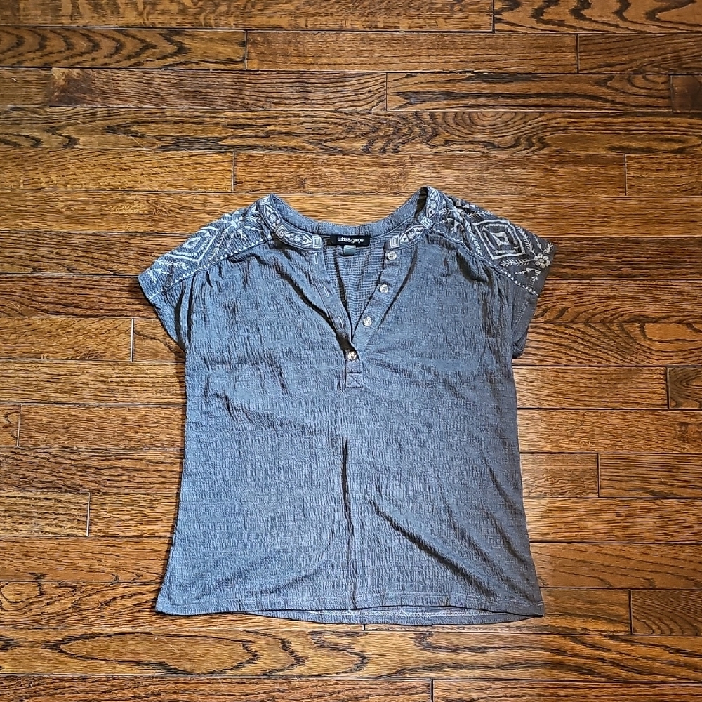 Gray Short Sleeve Top with Embellished Shoulders